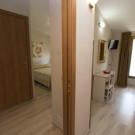 Hotel Holiday 52 Montecatini Terme
